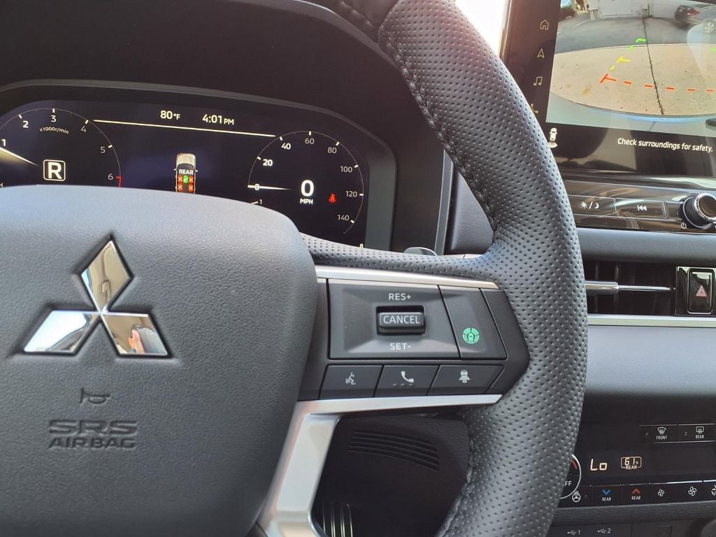 2026 Mitsubishi Outlander SEL
