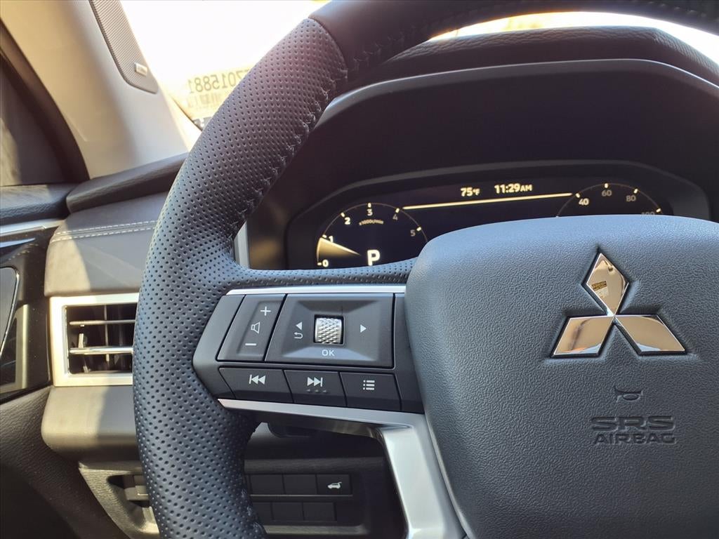 2026 Mitsubishi Outlander SEL