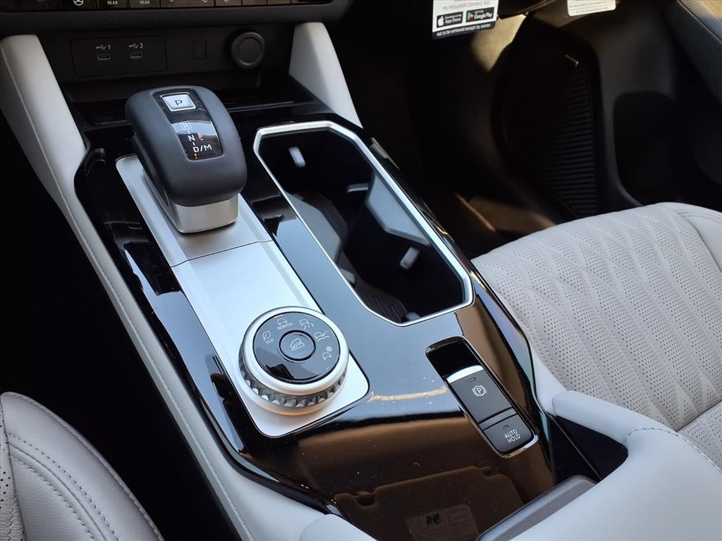 2026 Mitsubishi Outlander SEL