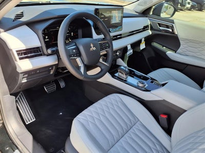 2026 Mitsubishi Outlander SEL