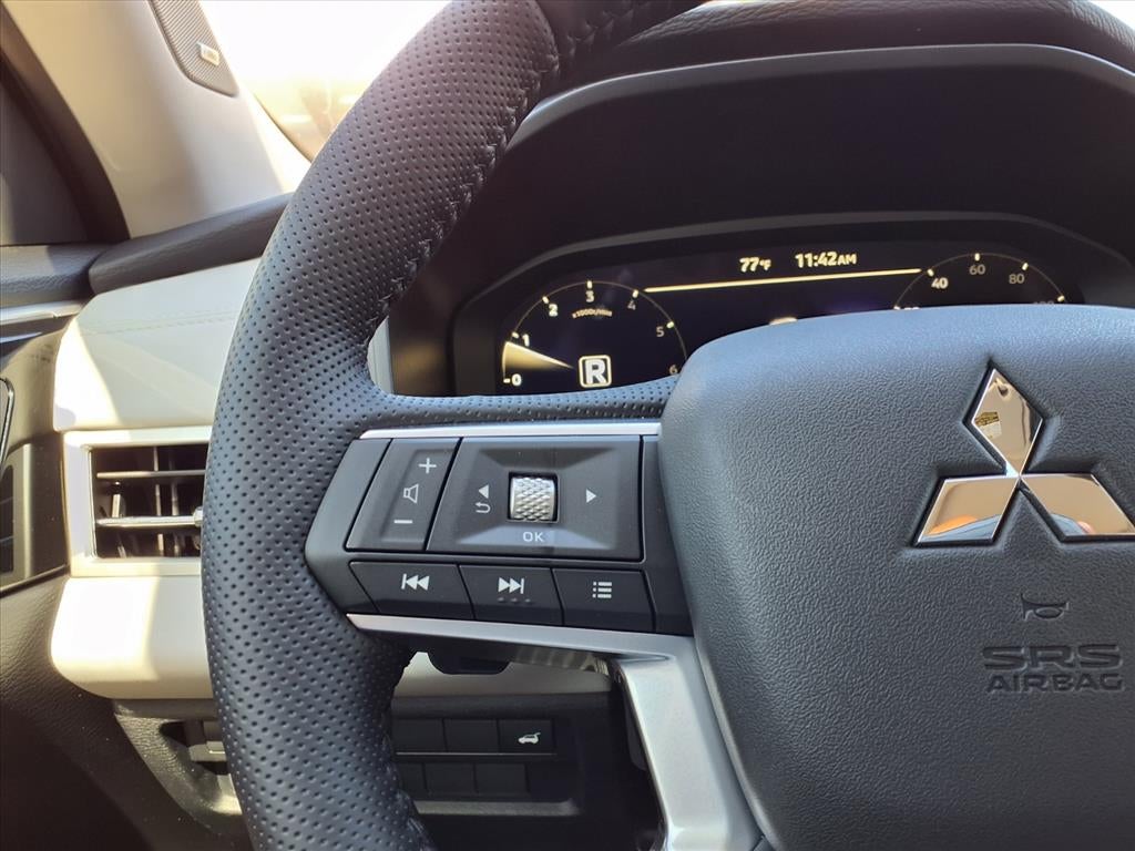 2026 Mitsubishi Outlander SEL