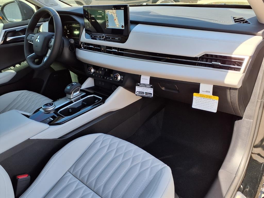 2026 Mitsubishi Outlander SEL