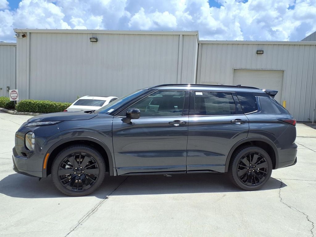 2026 Mitsubishi Outlander Black Edition