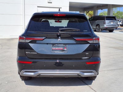 2025 Mitsubishi Outlander SE