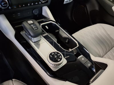 2025 Mitsubishi Outlander Platinum Edition