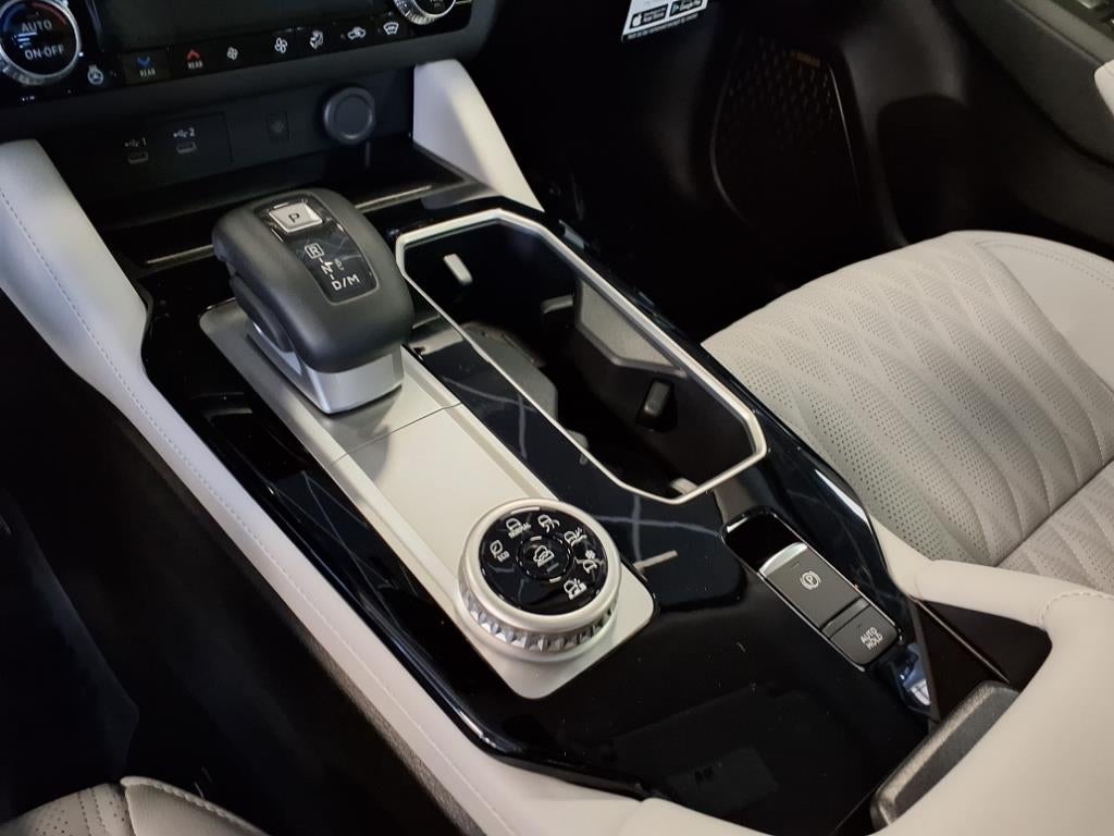 2025 Mitsubishi Outlander Platinum Edition