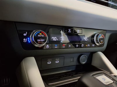 2025 Mitsubishi Outlander Platinum Edition