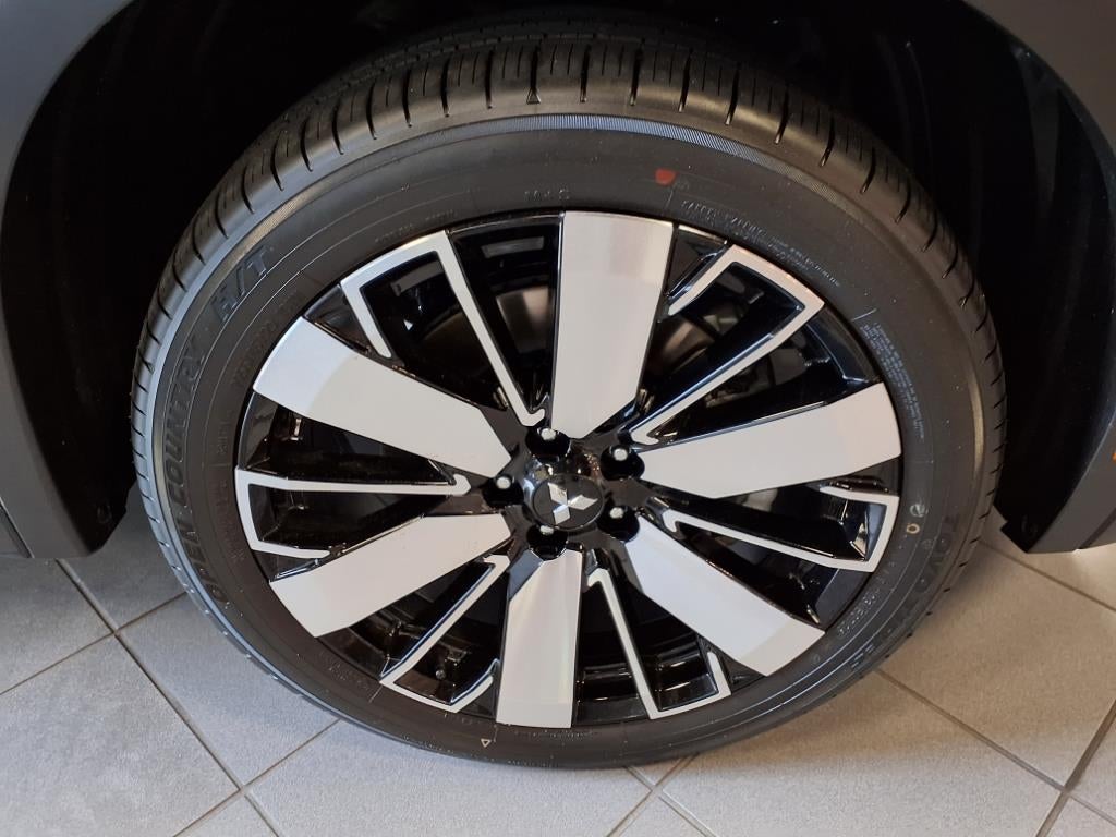 2025 Mitsubishi Outlander Platinum Edition