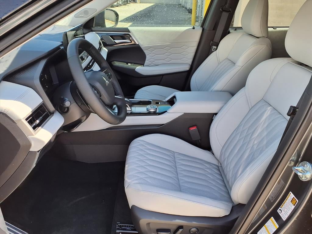 2026 Mitsubishi Outlander SEL