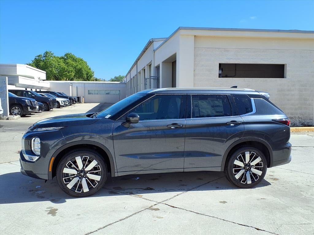 2026 Mitsubishi Outlander SEL