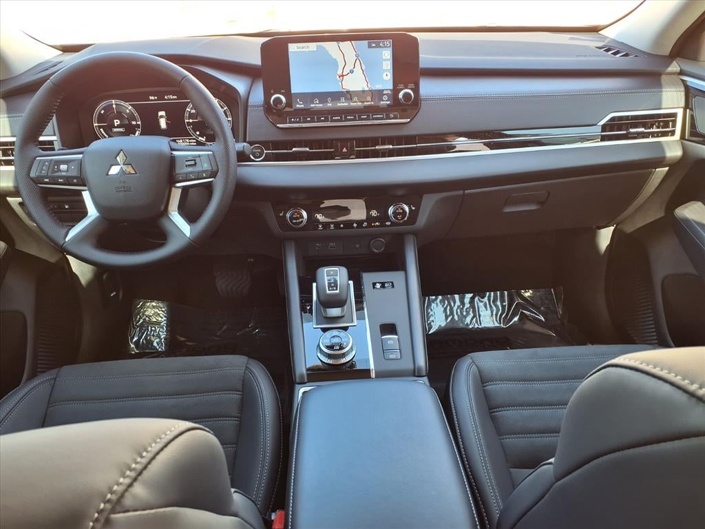 2025 Mitsubishi Outlander PHEV SE