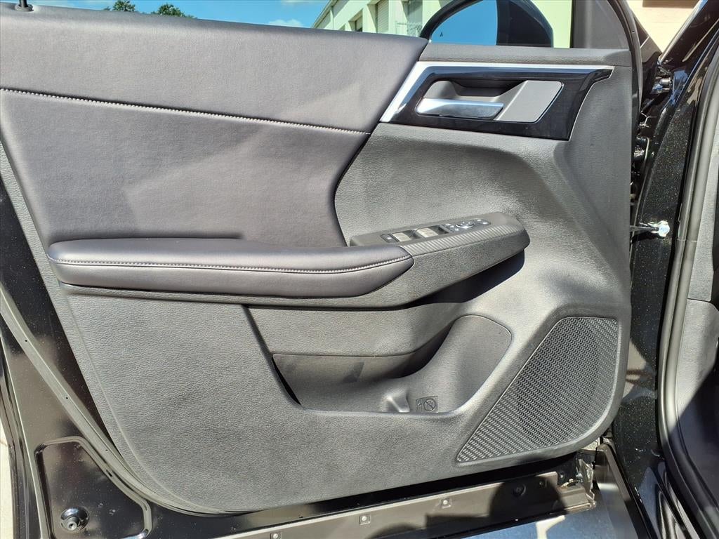 2025 Mitsubishi Outlander PHEV SE