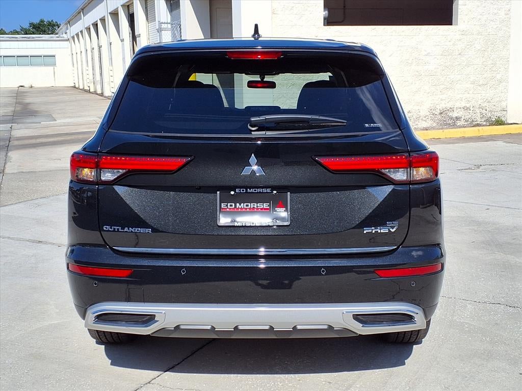 2025 Mitsubishi Outlander PHEV SE