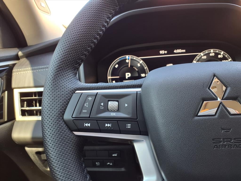 2025 Mitsubishi Outlander PHEV SE