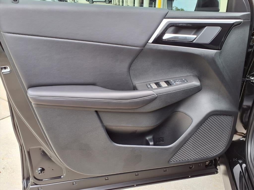 2025 Mitsubishi Outlander PHEV SE