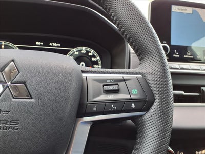 2025 Mitsubishi Outlander PHEV SE