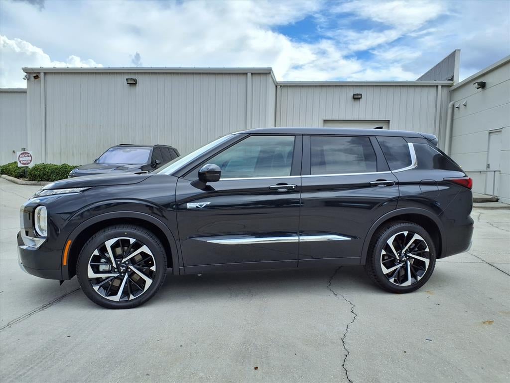 2025 Mitsubishi Outlander PHEV SE