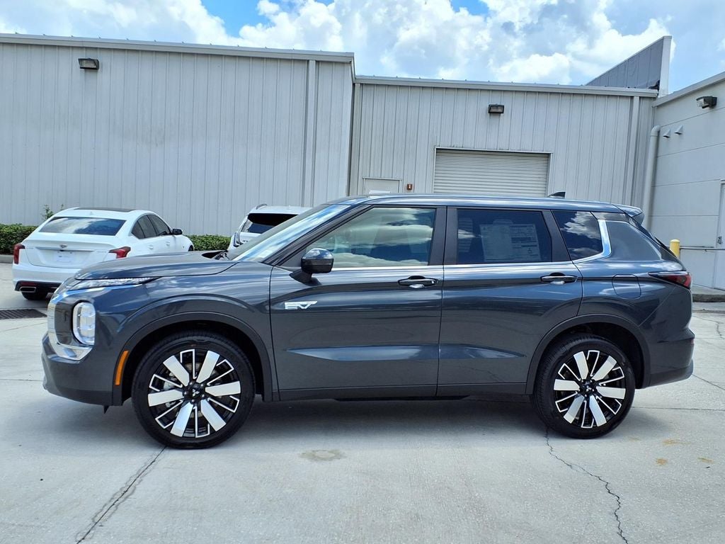 2026 Mitsubishi Outlander PHEV SE