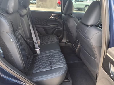 2025 Mitsubishi Outlander PHEV SEL