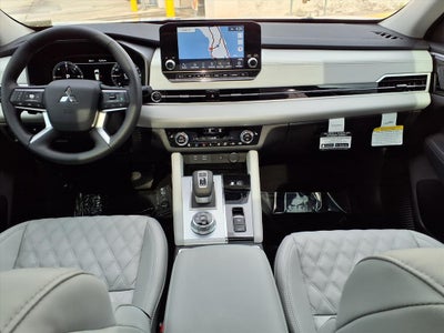 2025 Mitsubishi Outlander PHEV SEL