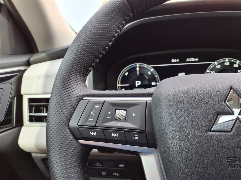 2025 Mitsubishi Outlander PHEV SEL