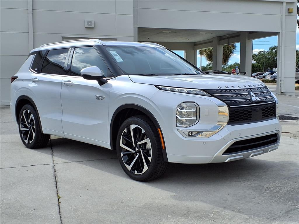 2025 Mitsubishi Outlander PHEV SEL
