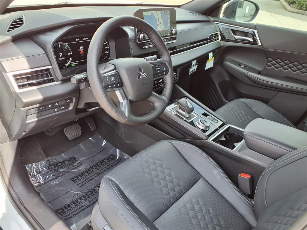 2025 Mitsubishi Outlander PHEV SEL Black Edition