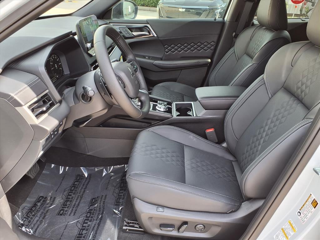 2025 Mitsubishi Outlander PHEV SEL Black Edition