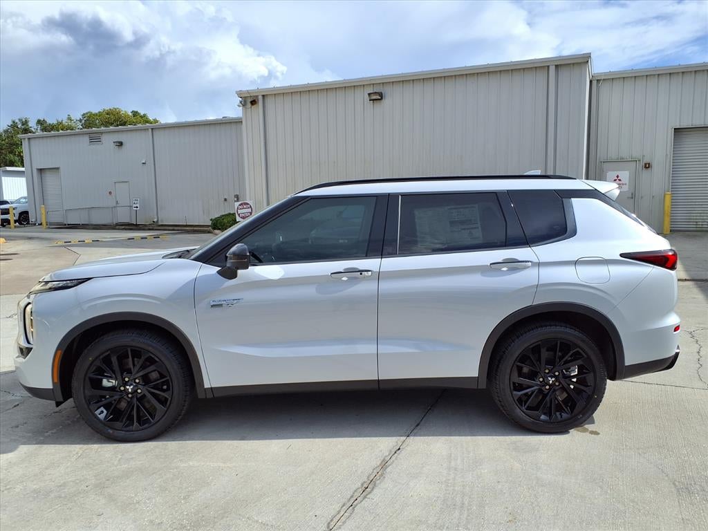 2025 Mitsubishi Outlander PHEV SEL Black Edition
