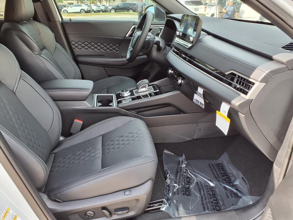 2025 Mitsubishi Outlander PHEV SEL Black Edition