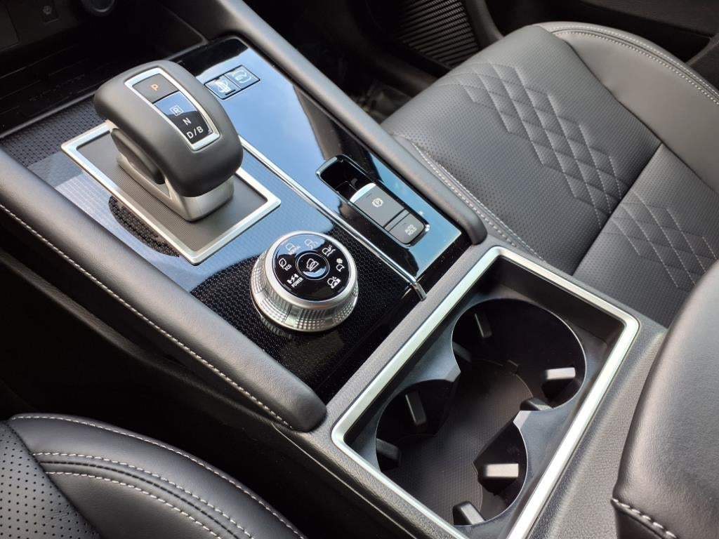 2025 Mitsubishi Outlander PHEV SEL Black Edition