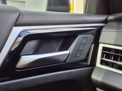 2025 Mitsubishi Outlander PHEV SEL Black Edition