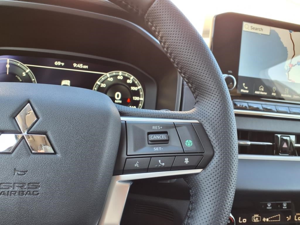 2025 Mitsubishi Outlander PHEV SEL