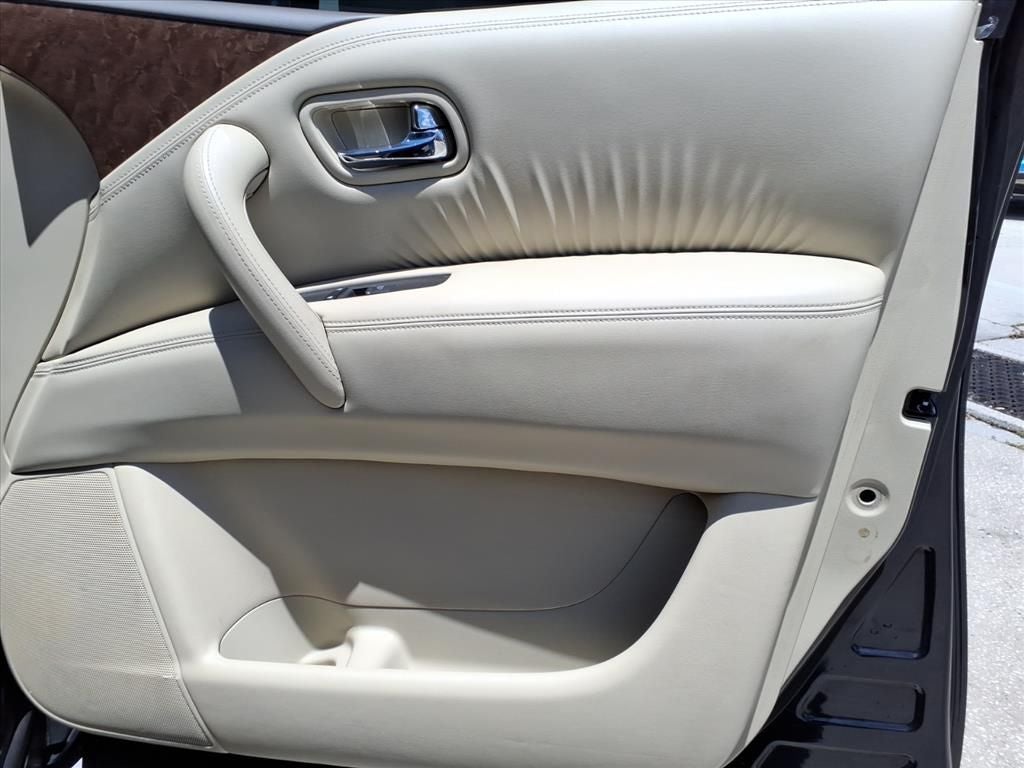 2017 INFINITI QX80 Base