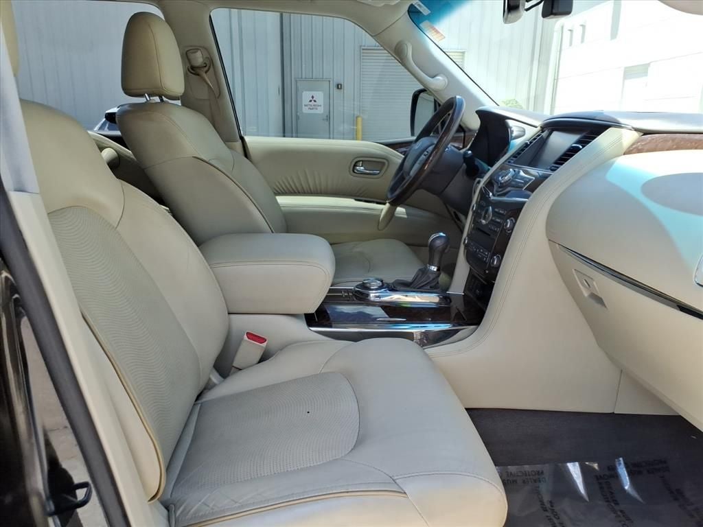 2017 INFINITI QX80 Base