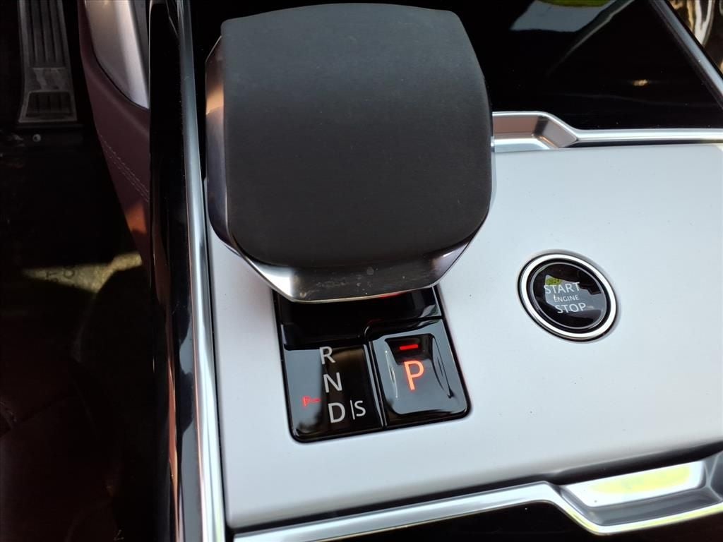 2024 Land Rover Range Rover SE