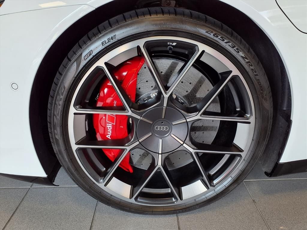 2026 Audi RS e-tron GT performance Base quattro