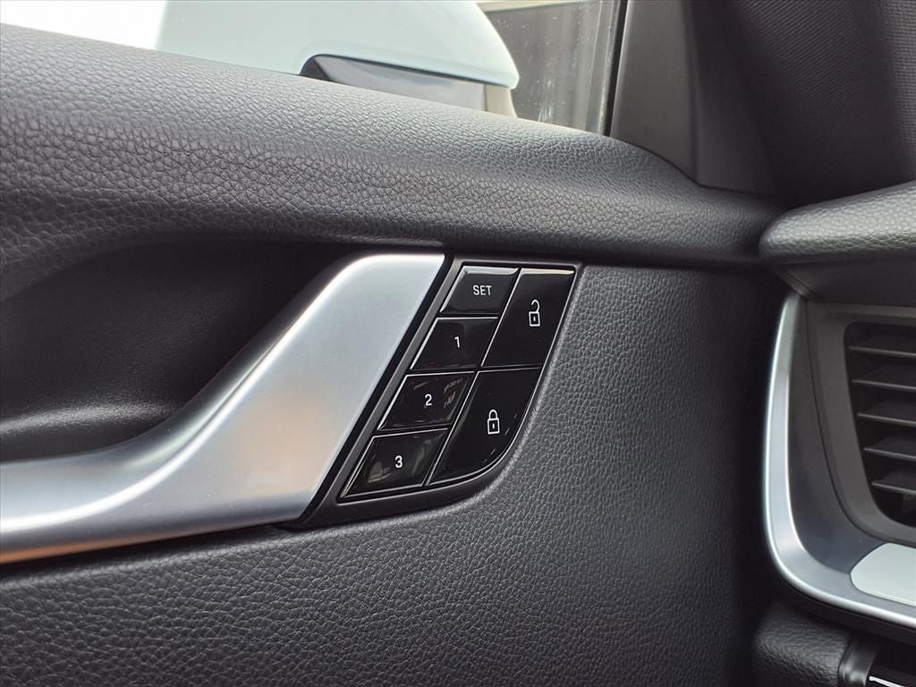 2020 Porsche 911 Carrera