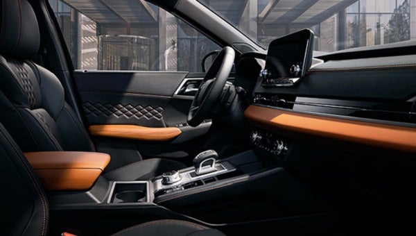 2023 Outlander Interior | Ed Morse Mitsubishi Tampa FL in Tampa FL